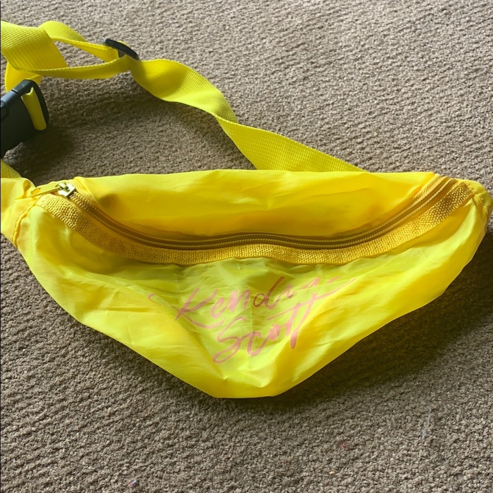 Cute Kendra Scott fanny pack
